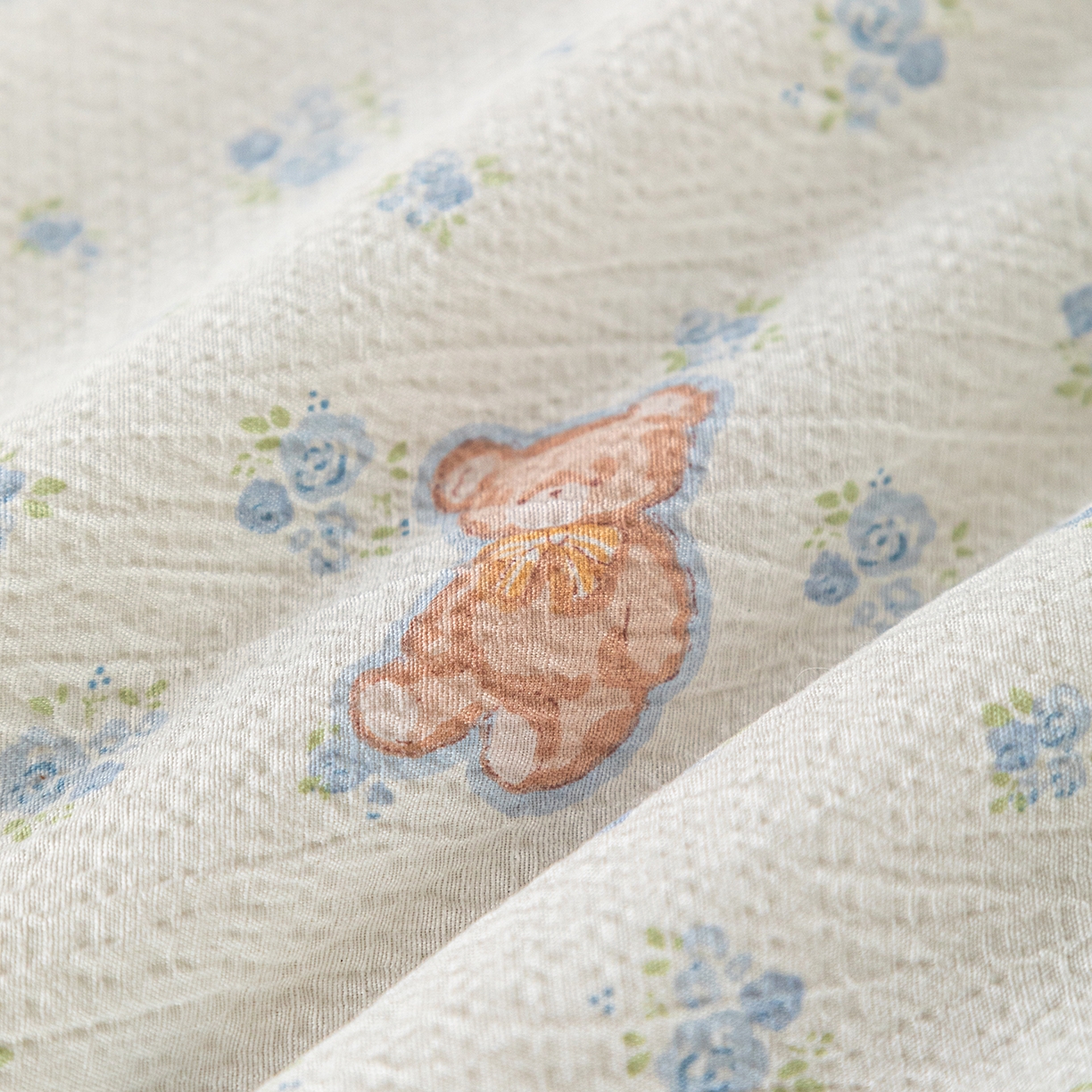 91家纺网 家纺一手货源 找家纺 几禾 2026新款A类云感双层纱夏被木棉皱皱纱棉花被小清新印花夏被夏凉被费尔岛空调被 顽皮熊蓝