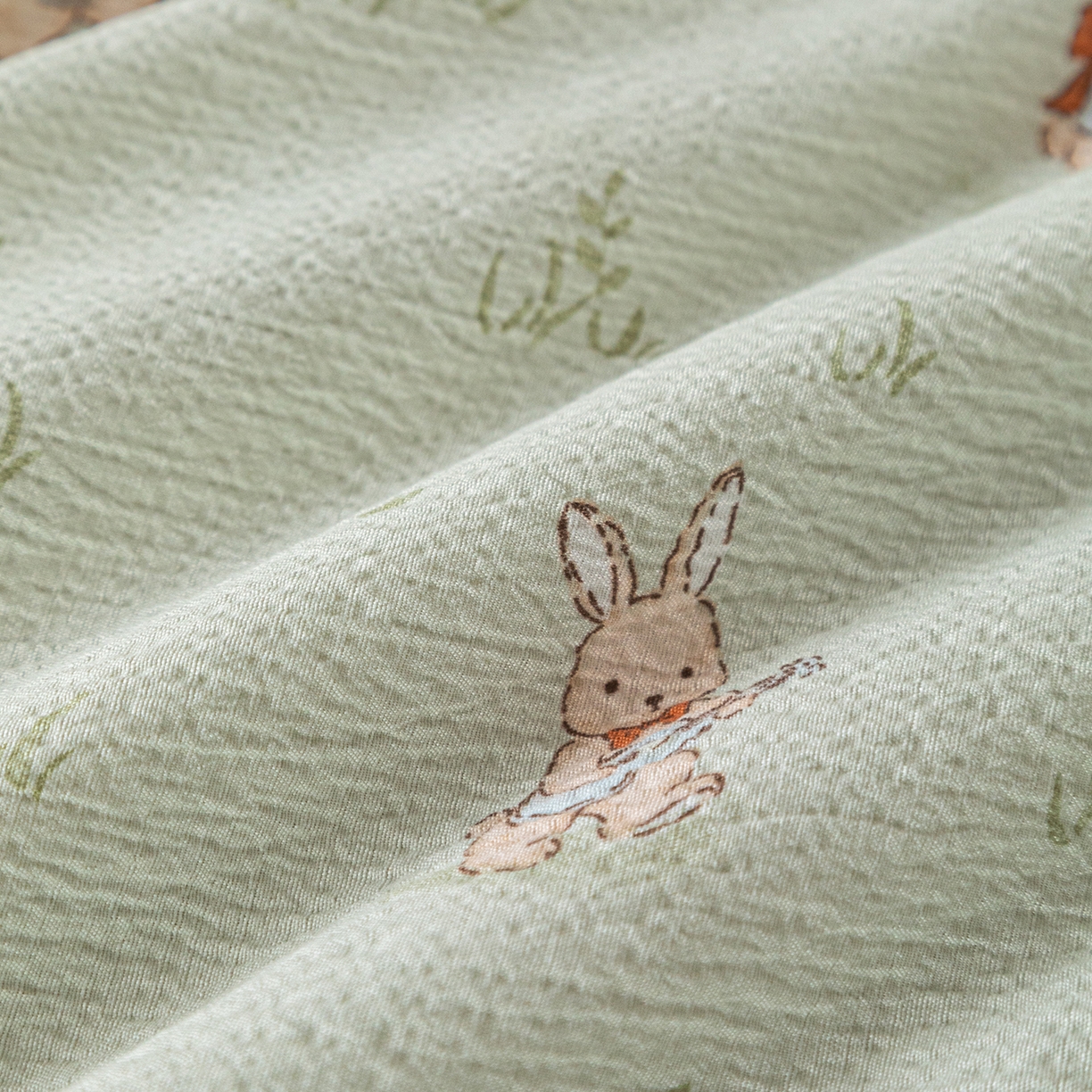 91家纺网 家纺一手货源 找家纺 几禾 2026新款A类云感双层纱夏被木棉皱皱纱棉花被小清新印花夏被夏凉被费尔岛空调被 兔子乐队