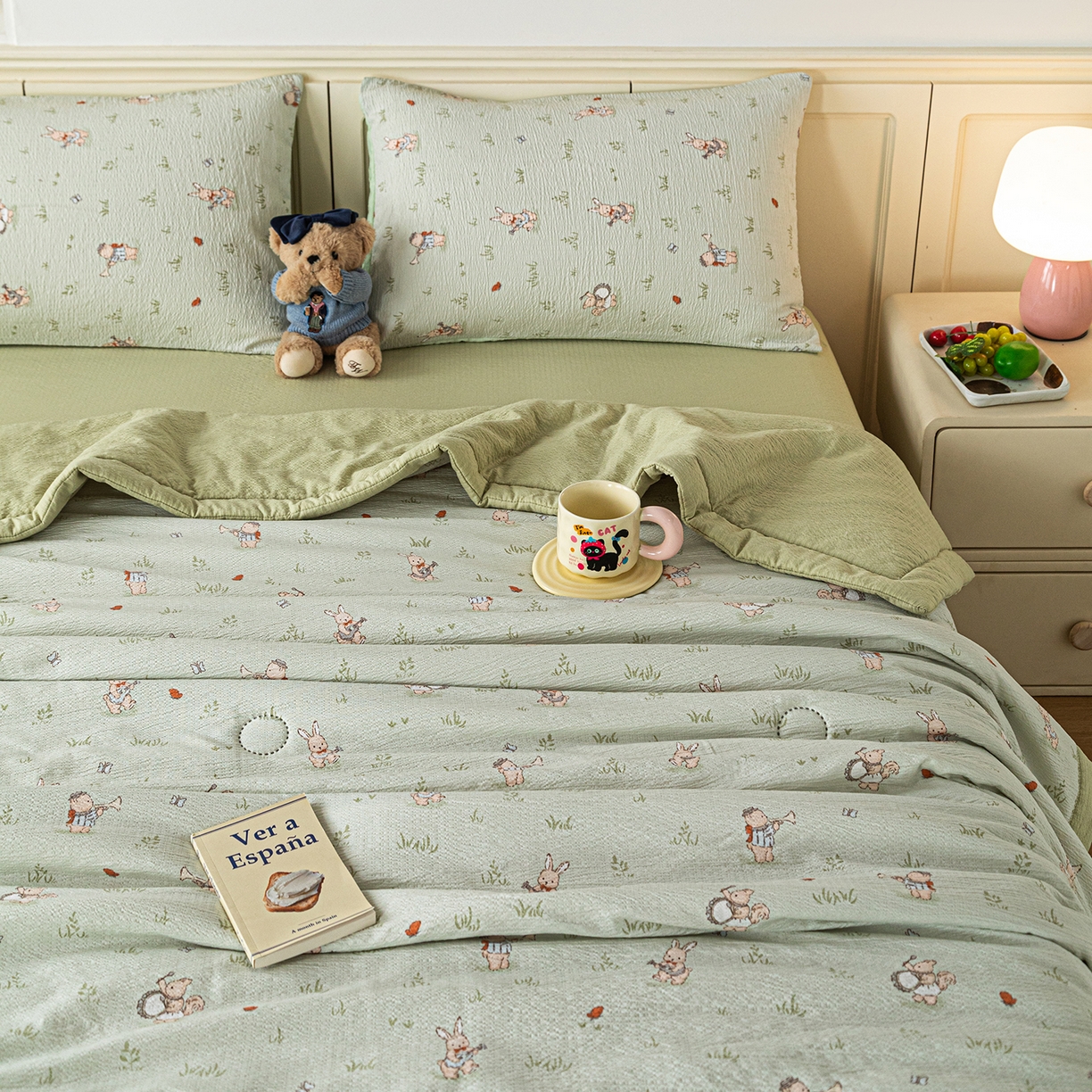 91家纺网 家纺一手货源 找家纺 几禾 2026新款A类云感双层纱夏被木棉皱皱纱棉花被小清新印花夏被夏凉被费尔岛空调被 兔子乐队