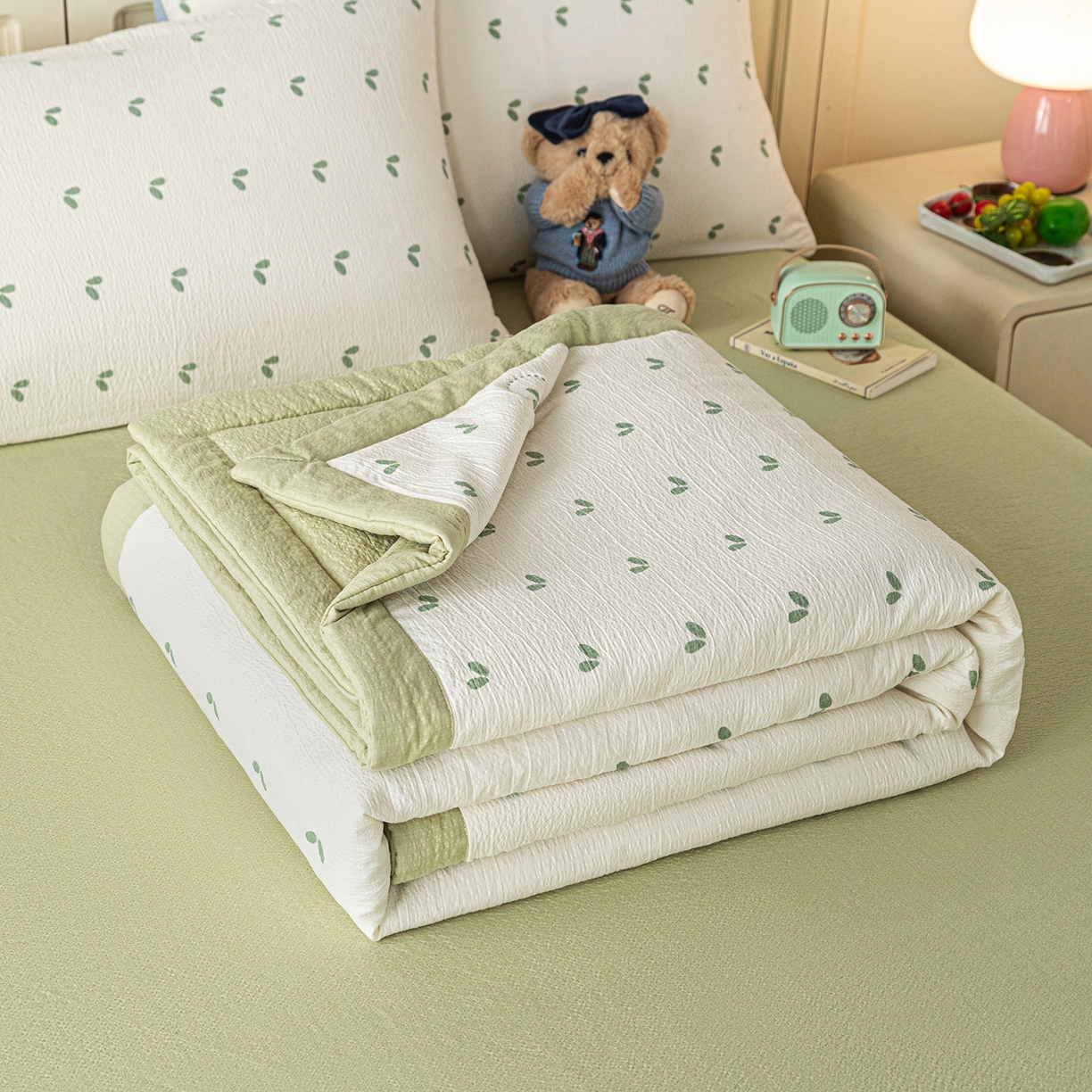 91家纺网 家纺一手货源 找家纺 几禾 2026新款A类云感双层纱夏被木棉皱皱纱棉花被小清新印花夏被夏凉被费尔岛空调被 嫩芽