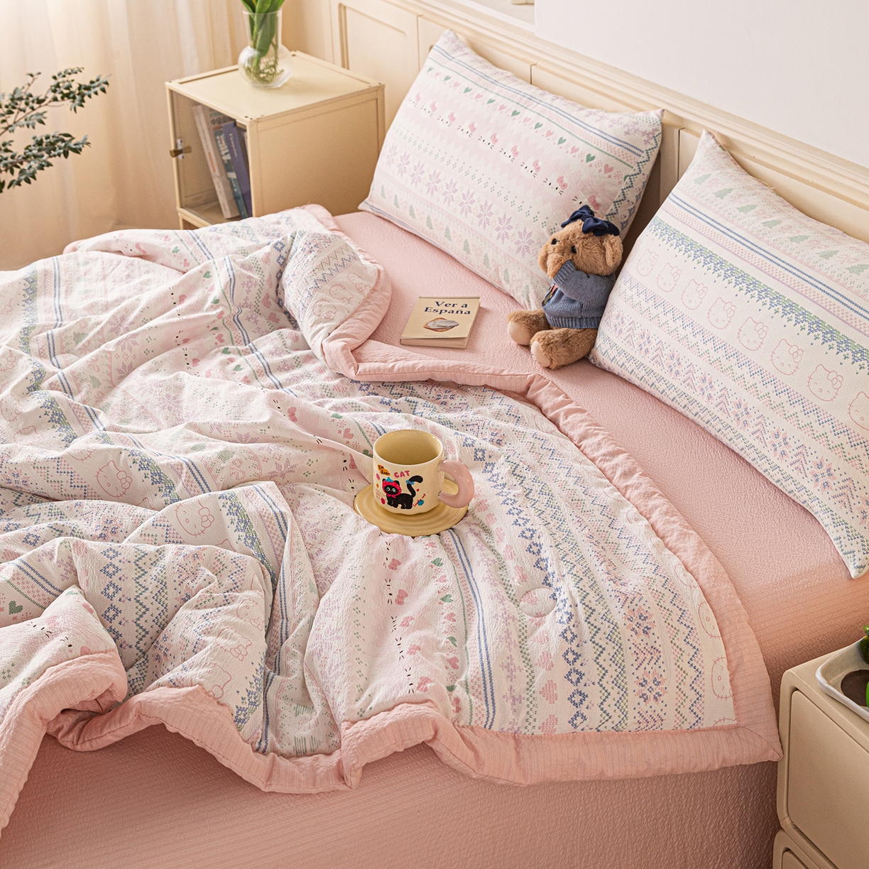 91家纺网 家纺一手货源 找家纺 几禾 2026新款A类云感双层纱夏被木棉皱皱纱棉花被小清新印花夏被夏凉被费尔岛空调被 猫趣