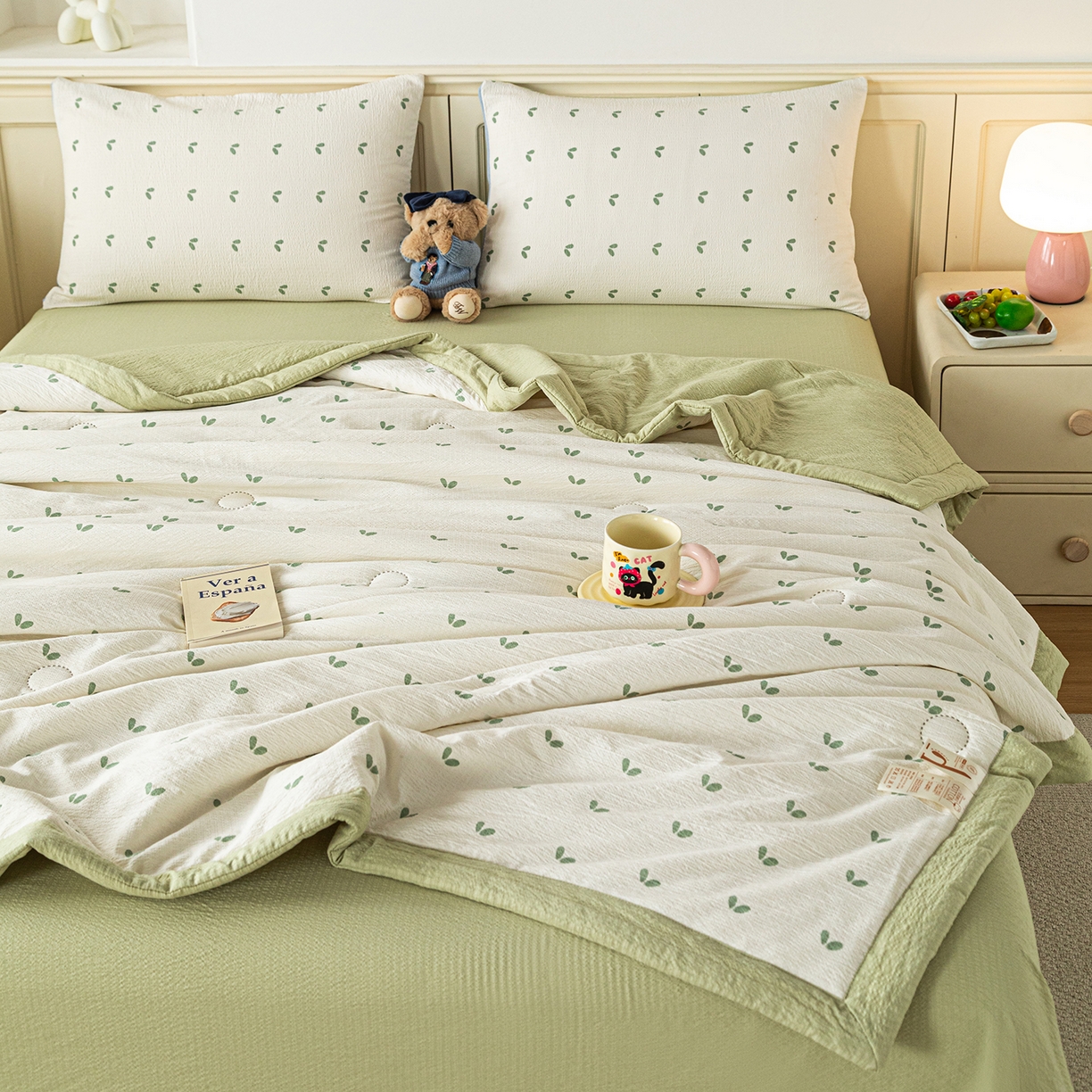 91家纺网 家纺一手货源 找家纺 几禾 2026新款A类云感双层纱夏被木棉皱皱纱棉花被小清新印花夏被夏凉被费尔岛空调被 嫩芽