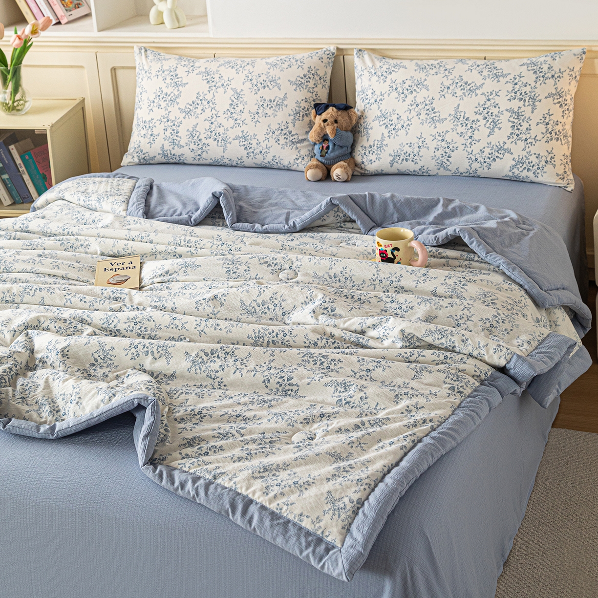 91家纺网 家纺一手货源 找家纺 几禾 2026新款A类云感双层纱夏被木棉皱皱纱棉花被小清新印花夏被夏凉被费尔岛空调被 蓝枝