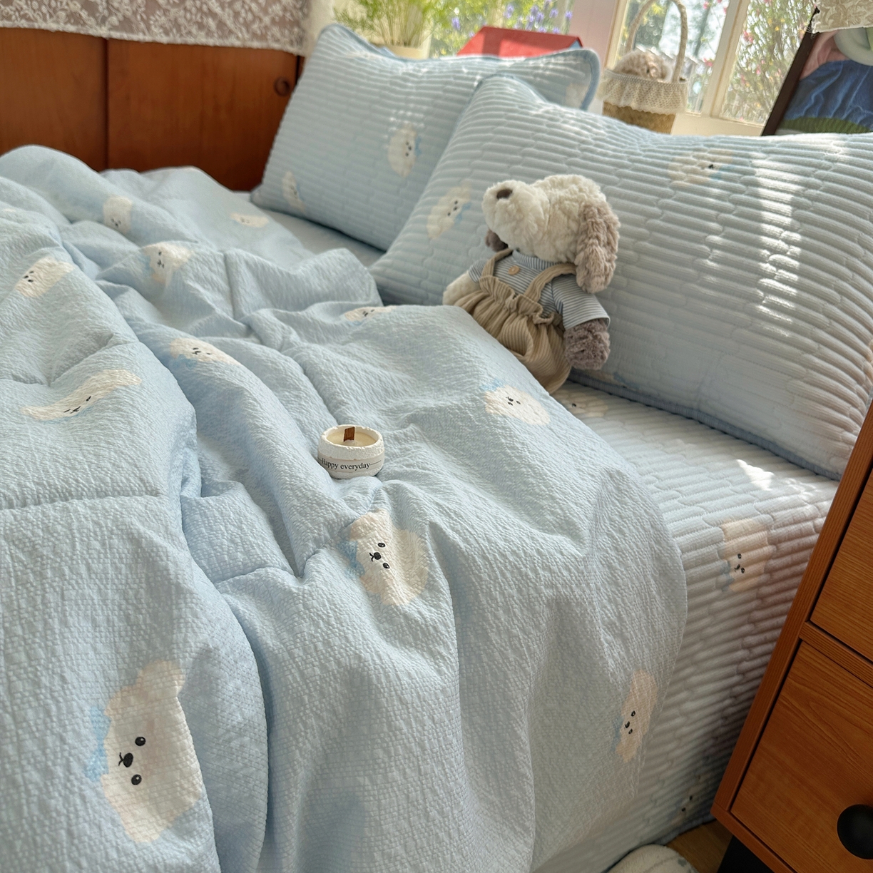 91家纺网 家纺一手货源 找家纺 几禾 2026新款高品质A类泡芙纱床盖夏被套件-青提系列（晚风渐热，温柔续夏） 青提-蓝领结狗