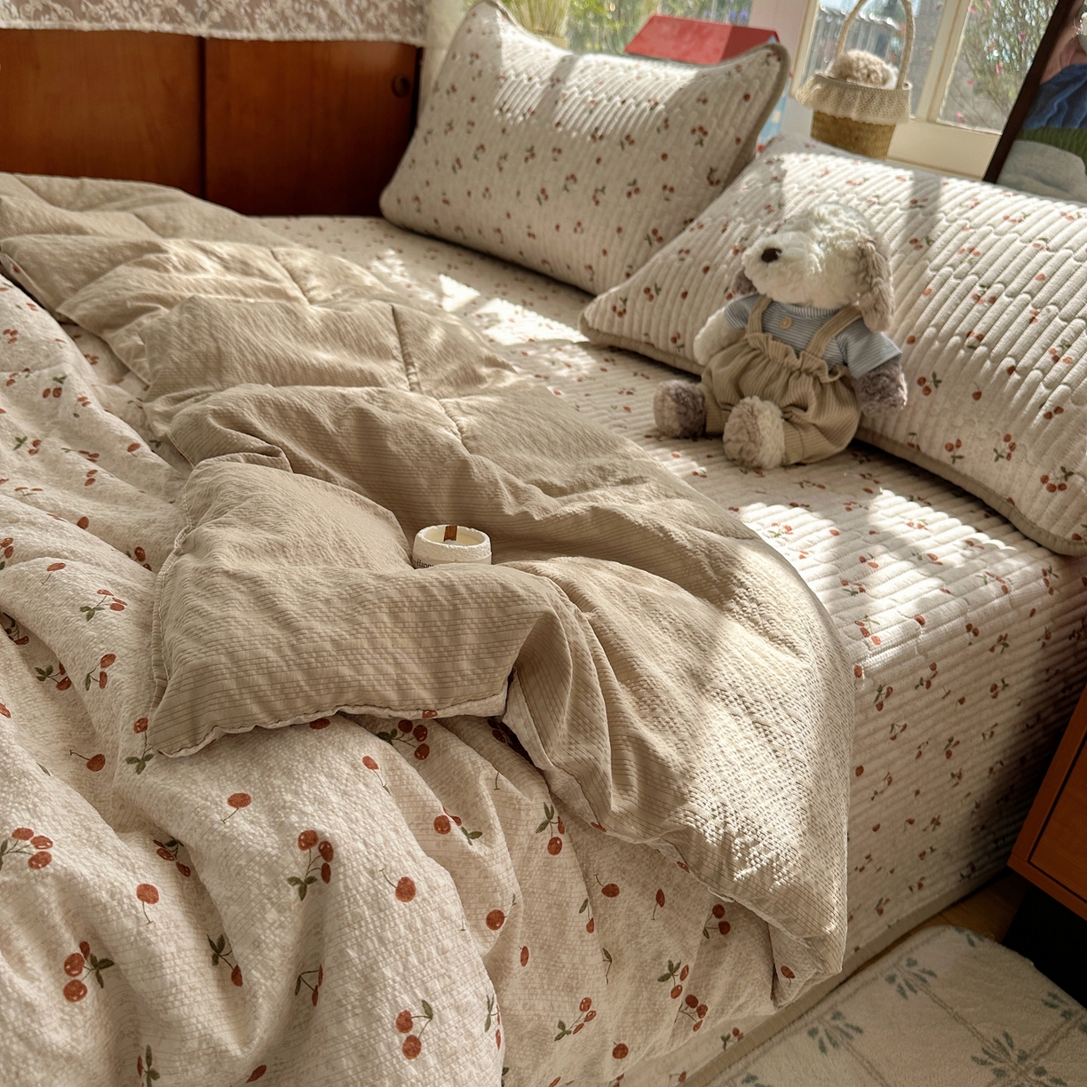 91家纺网 家纺一手货源 找家纺 几禾 2026新款高品质A类泡芙纱床盖夏被套件-青提系列（晚风渐热，温柔续夏） 青提-酒渍樱桃