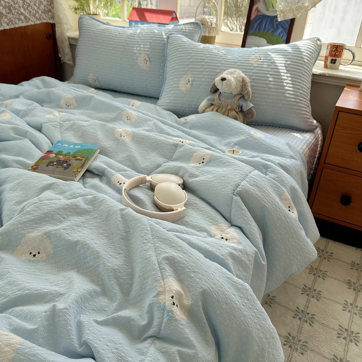 91家纺网 家纺一手货源 找家纺 几禾 2026新款高品质A类泡芙纱床盖夏被套件-青提系列（晚风渐热，温柔续夏） 青提-蓝领结狗
