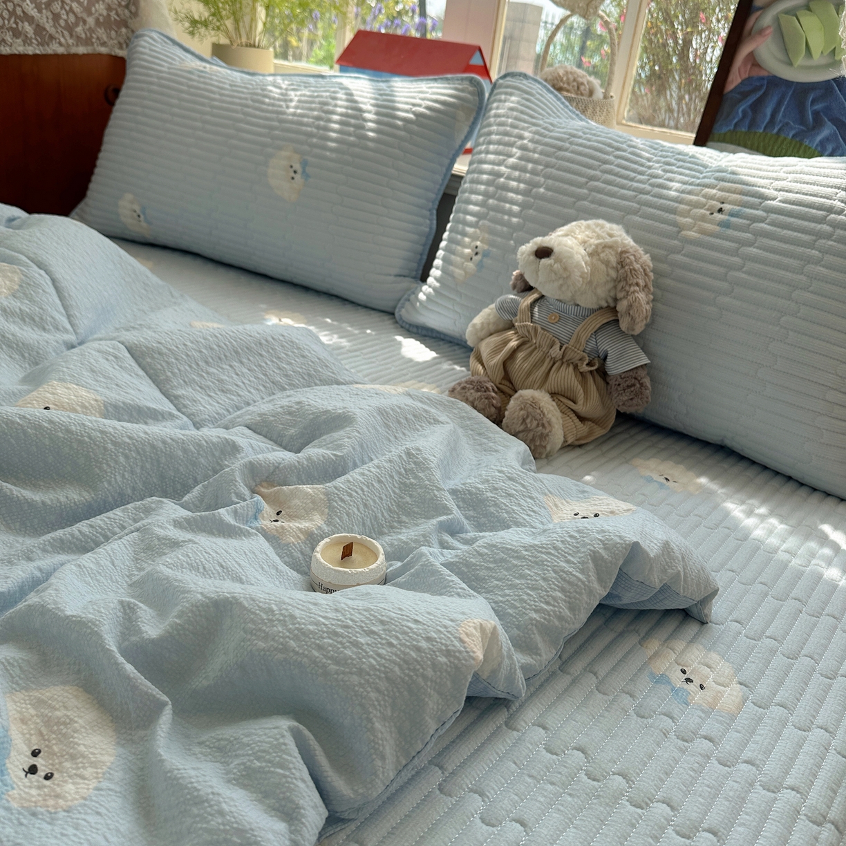 91家纺网 家纺一手货源 找家纺 几禾 2026新款高品质A类泡芙纱床盖夏被套件-青提系列（晚风渐热，温柔续夏） 青提-蓝领结狗