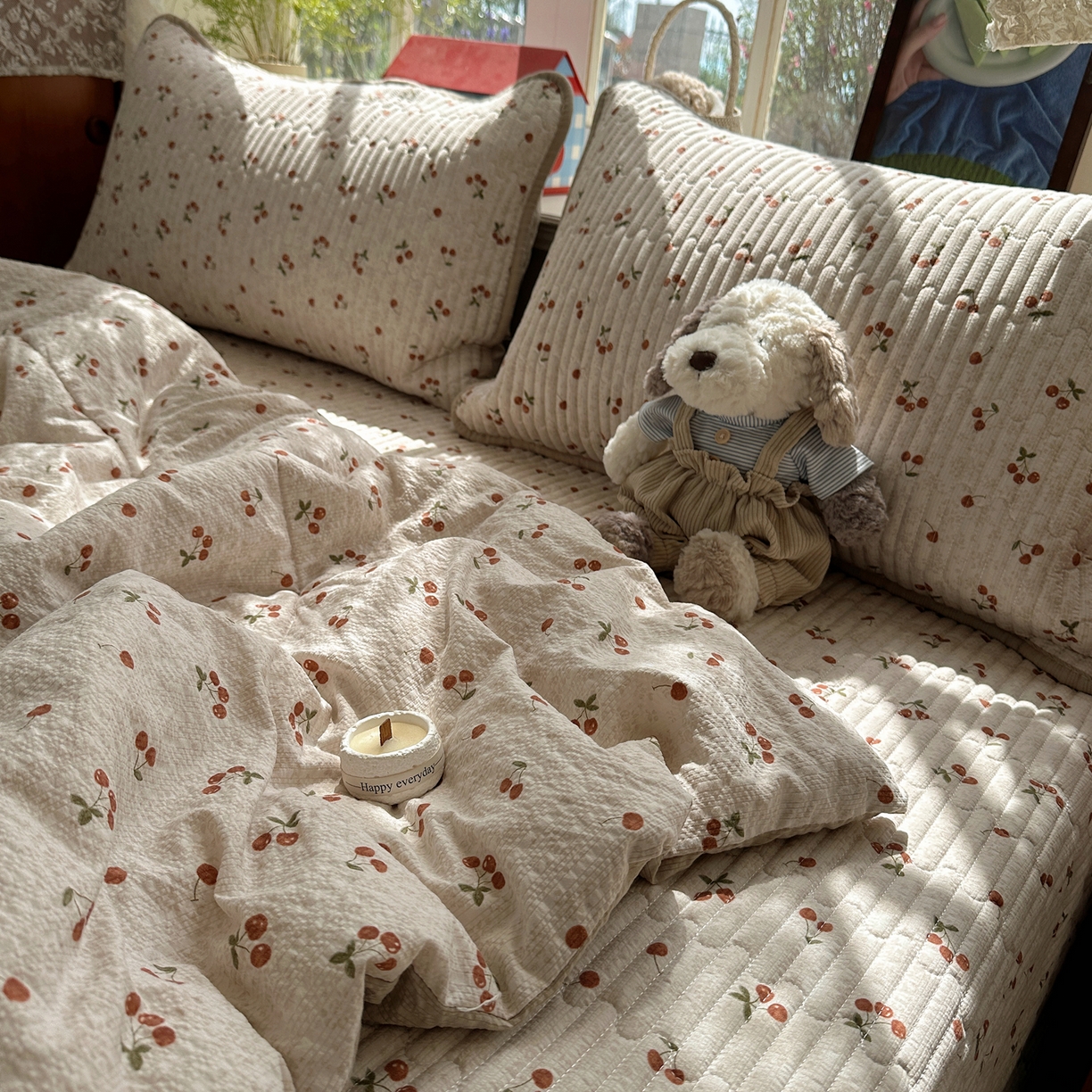 91家纺网 家纺一手货源 找家纺 几禾 2026新款高品质A类泡芙纱床盖夏被套件-青提系列（晚风渐热，温柔续夏） 青提-酒渍樱桃