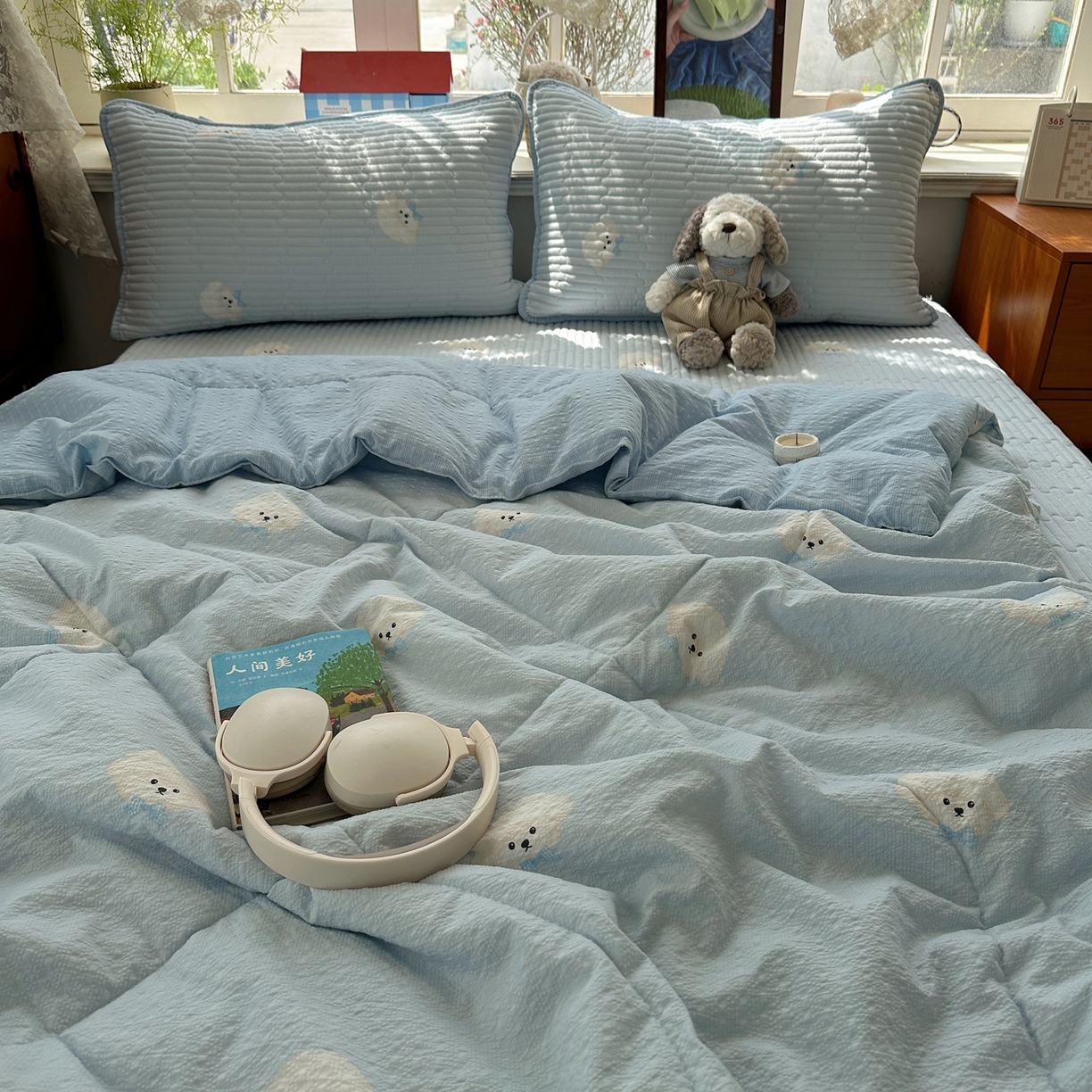 91家纺网 家纺一手货源 找家纺 几禾 2026新款高品质A类泡芙纱床盖夏被套件-青提系列（晚风渐热，温柔续夏） 青提-蓝领结狗