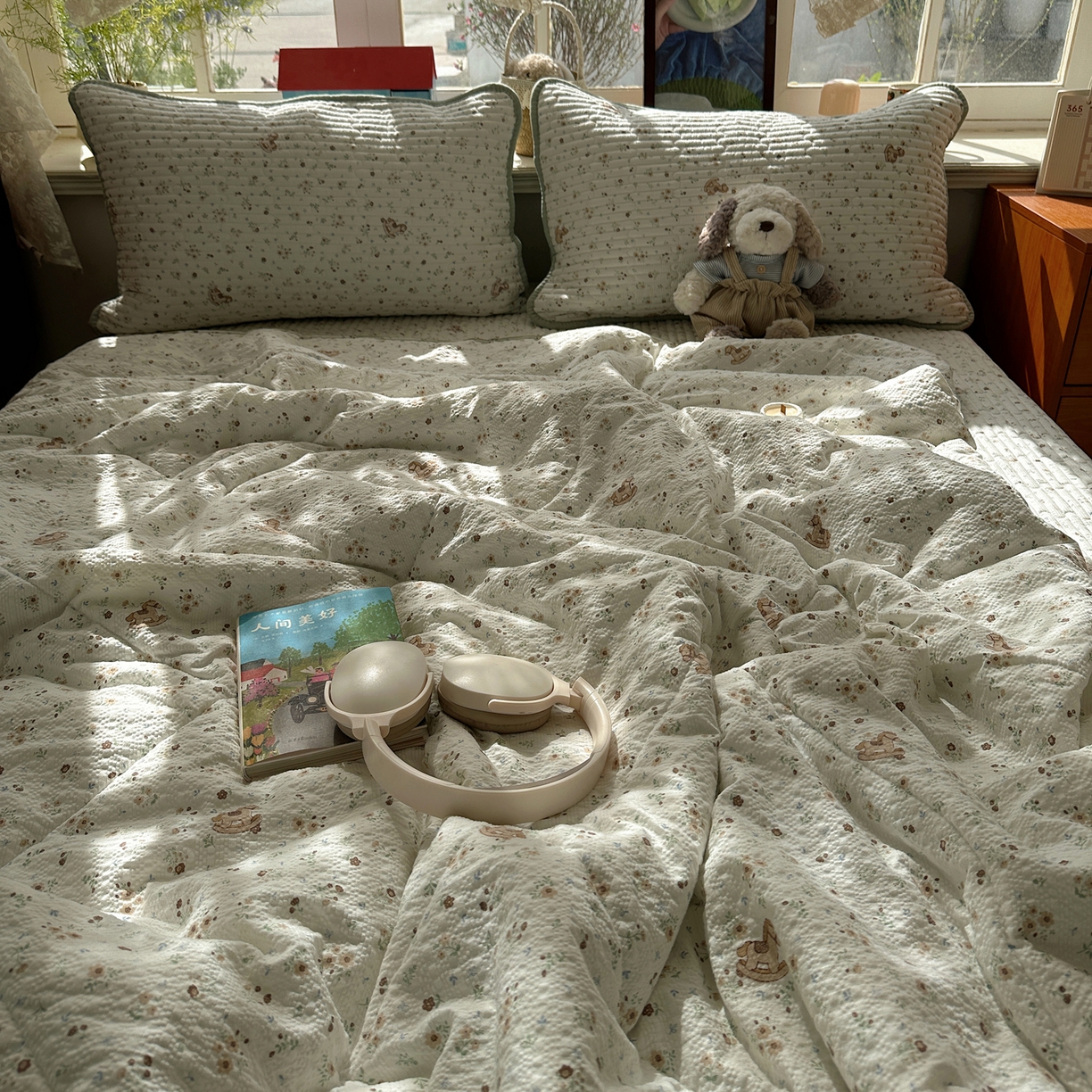 91家纺网 家纺一手货源 找家纺 几禾 2026新款高品质A类泡芙纱床盖夏被套件-青提系列（晚风渐热，温柔续夏） 青提-木马小花团