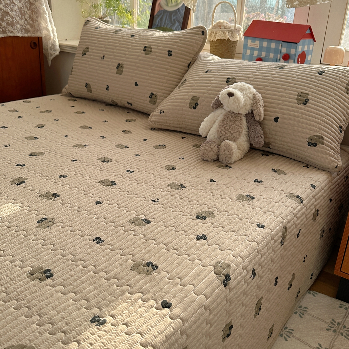 91家纺网 家纺一手货源 找家纺 几禾 2026新款高品质A类泡芙纱床盖夏被套件-青提系列（晚风渐热，温柔续夏） 青提-咖啡小猫