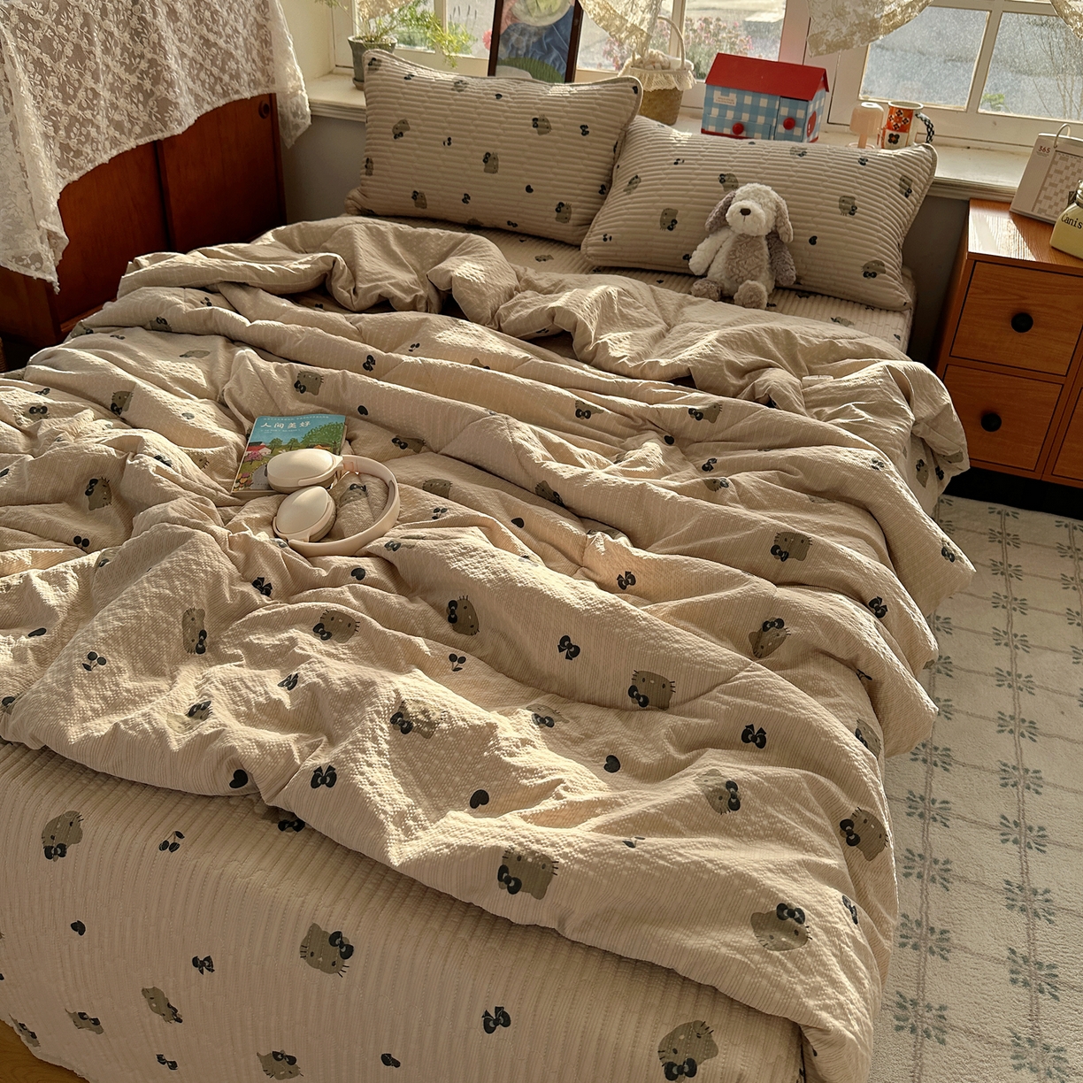 91家纺网 家纺一手货源 找家纺 几禾 2026新款高品质A类泡芙纱床盖夏被套件-青提系列（晚风渐热，温柔续夏） 青提-咖啡小猫