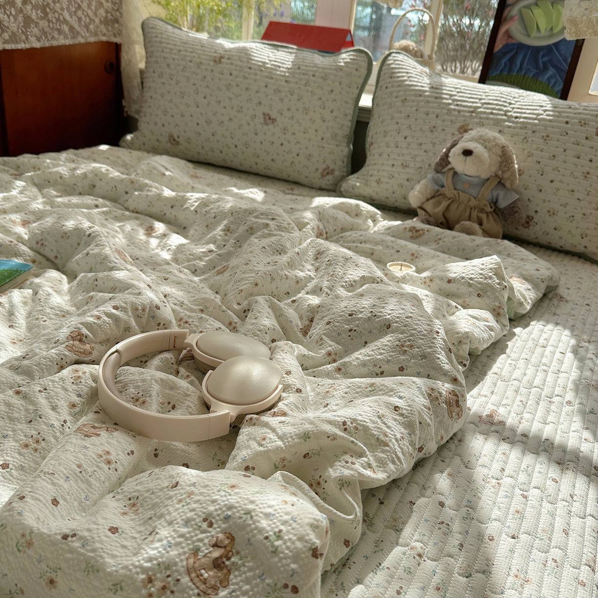 91家纺网 家纺一手货源 找家纺 几禾 2026新款高品质A类泡芙纱床盖夏被套件-青提系列（晚风渐热，温柔续夏） 青提-木马小花团