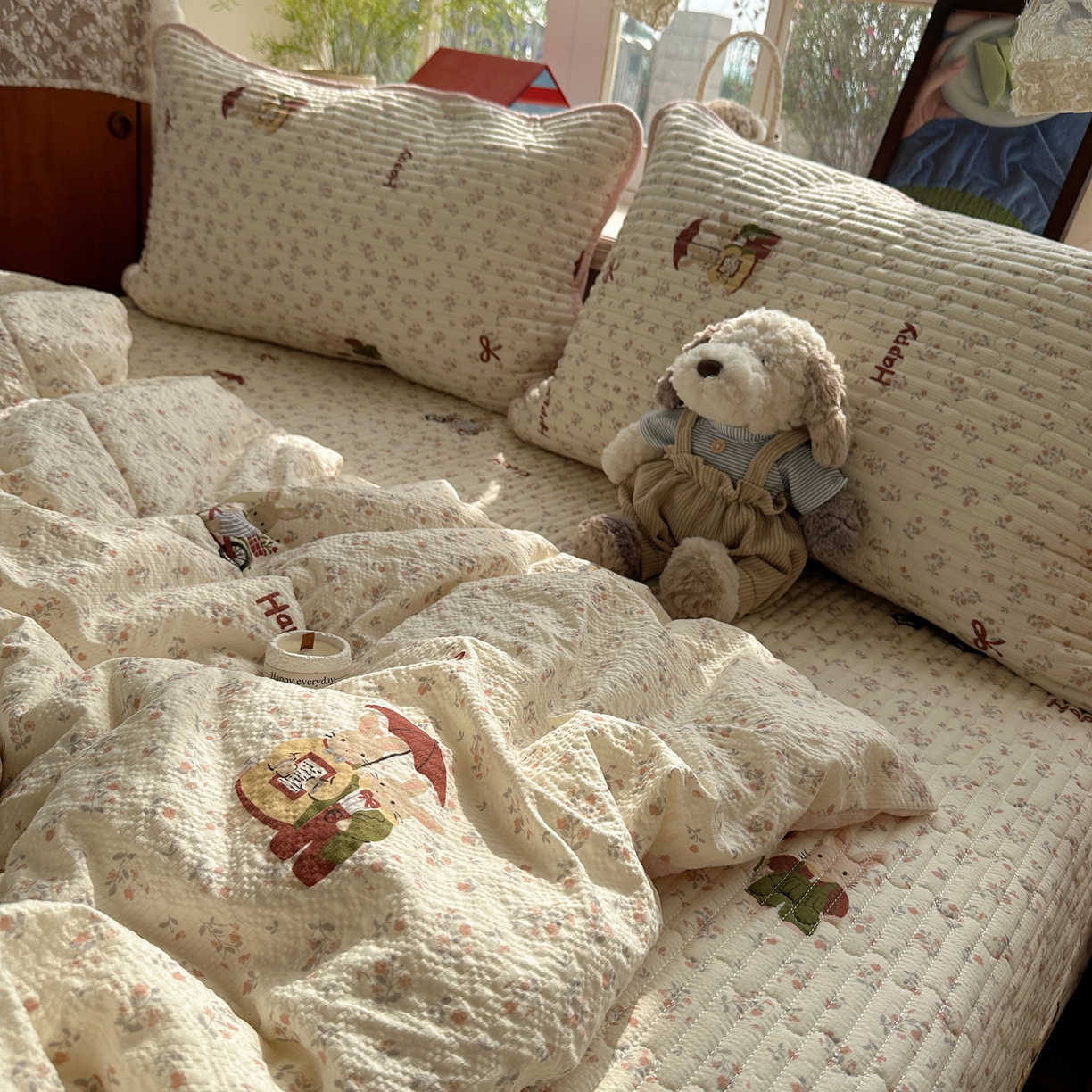 91家纺网 家纺一手货源 找家纺 几禾 2026新款高品质A类泡芙纱床盖夏被套件-青提系列（晚风渐热，温柔续夏） 青提-躲雨小兔