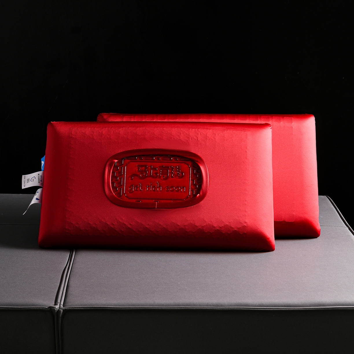 91家纺网 家纺一手货源 找家纺 麦哆乐 2026新款马上有钱凝胶大红枕清凉舒适护颈慢回弹枕头枕芯 大红