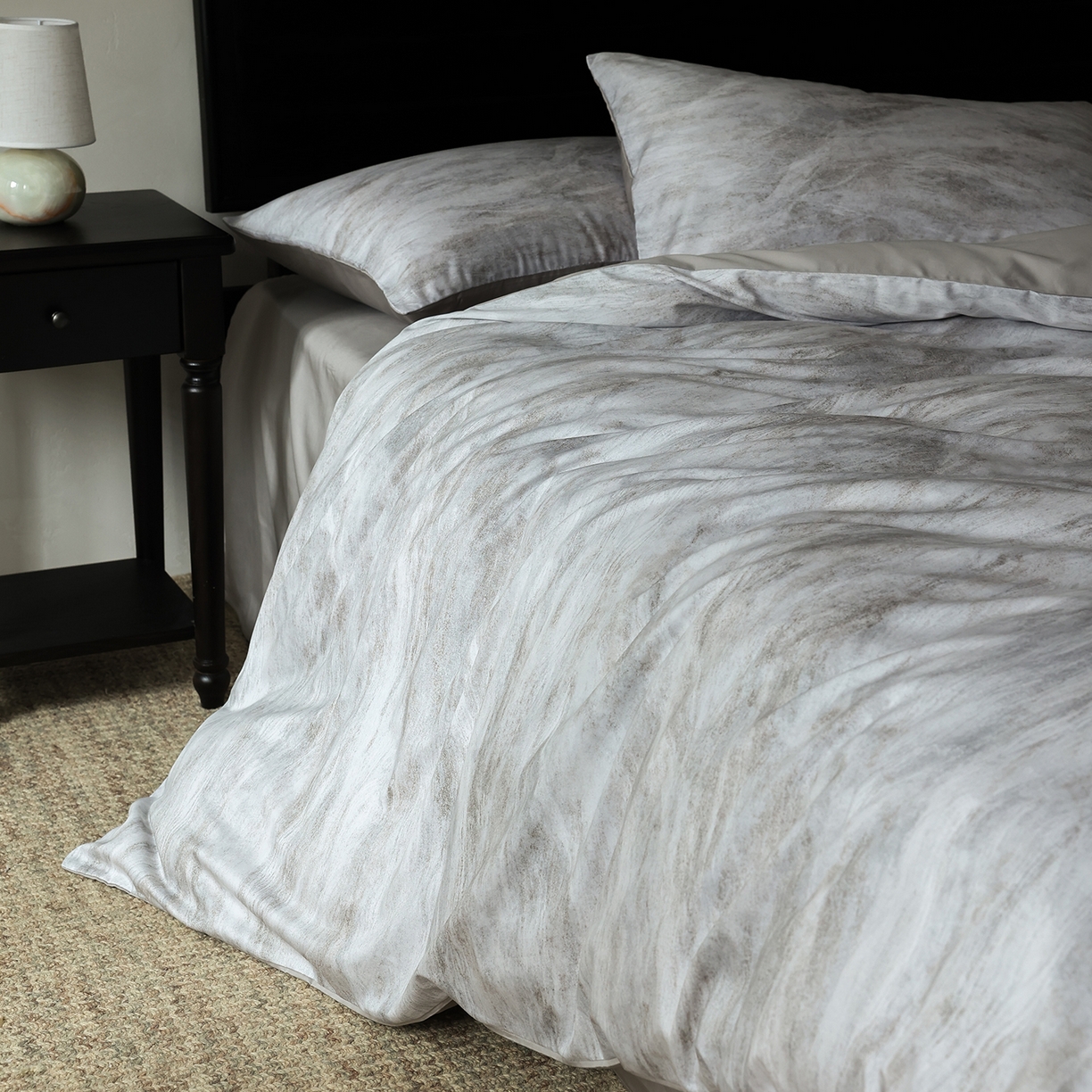 91家纺网 家纺一手货源 找家纺 ONE TWO ONE 121 2026新款专版数码印花100s50支数码印花长绒棉全棉纯棉四件套水墨江隐风格二 水墨江隐-灰