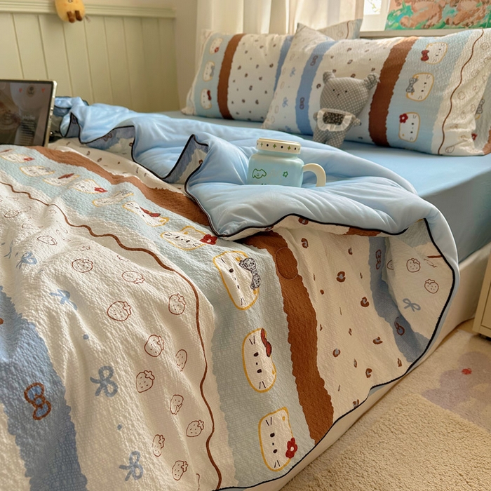 91家纺网 家纺一手货源 找家纺 初念 2026新款泡芙纱单夏被凉糖系列（凉而不冰的触感，清凉与柔软兼得） 凉糖-可可小猫条