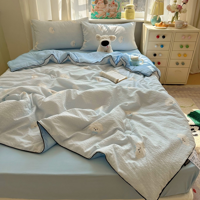 91家纺网 家纺一手货源 找家纺 初念 2026新款泡芙纱单夏被凉糖系列（凉而不冰的触感，清凉与柔软兼得） 凉糖-蓝领结狗