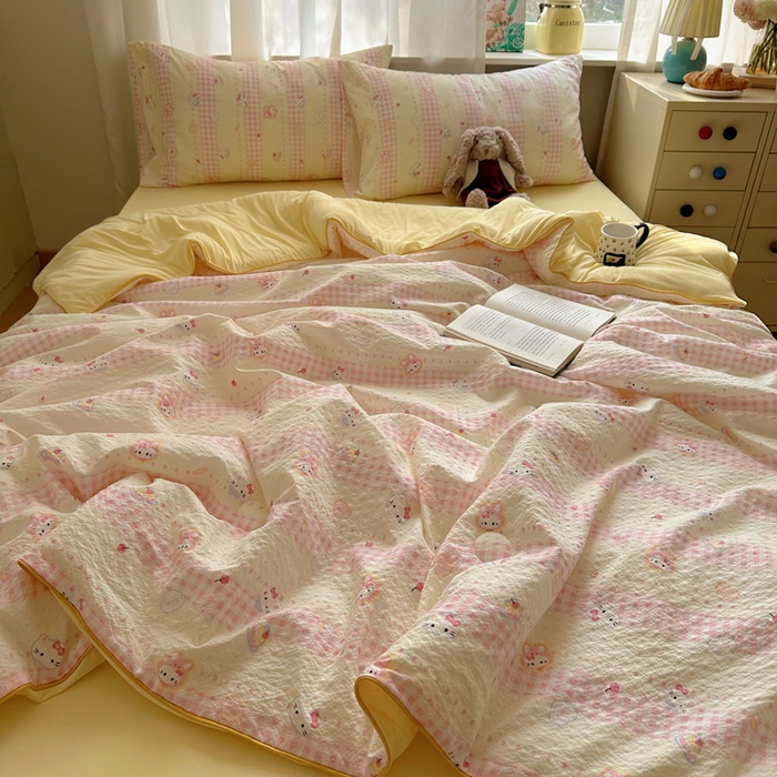 91家纺网 家纺一手货源 找家纺 初念 2026新款泡芙纱单夏被凉糖系列（凉而不冰的触感，清凉与柔软兼得） 凉糖-黄粉猫团