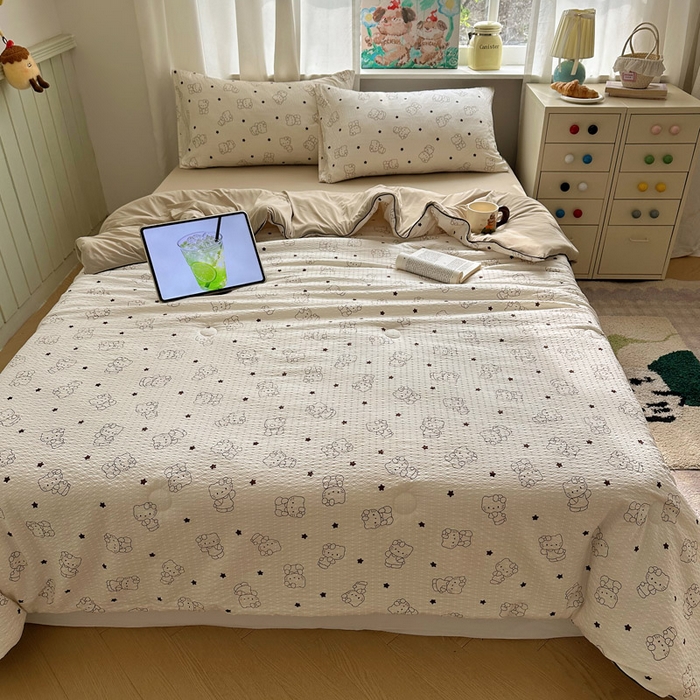 91家纺网 家纺一手货源 找家纺 初念 2026新款泡芙纱单夏被凉糖系列（凉而不冰的触感，清凉与柔软兼得） 凉糖-描线小猫 咖