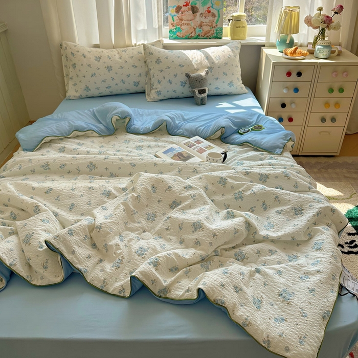 91家纺网 家纺一手货源 找家纺 初念 2026新款泡芙纱单夏被凉糖系列（凉而不冰的触感，清凉与柔软兼得） 凉糖-蓝雪草