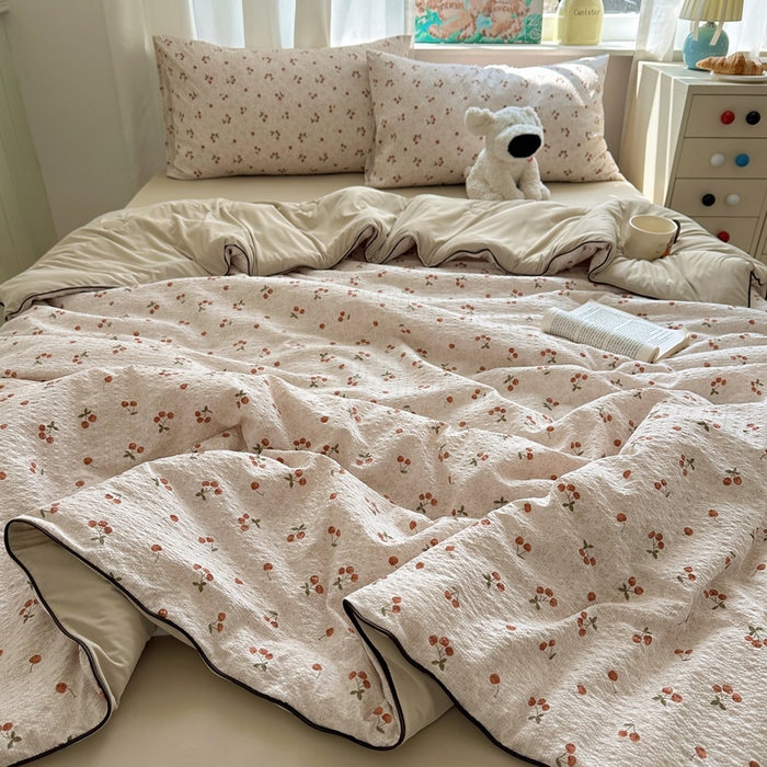 91家纺网 家纺一手货源 找家纺 初念 2026新款泡芙纱单夏被凉糖系列（凉而不冰的触感，清凉与柔软兼得） 凉糖-酒渍樱桃