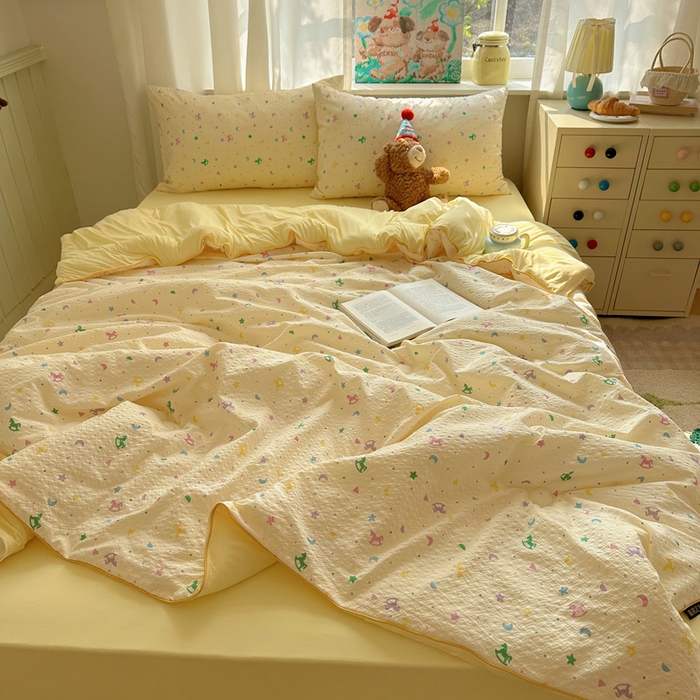 91家纺网 家纺一手货源 找家纺 初念 2026新款泡芙纱单夏被凉糖系列（凉而不冰的触感，清凉与柔软兼得） 凉糖-摇摇木马