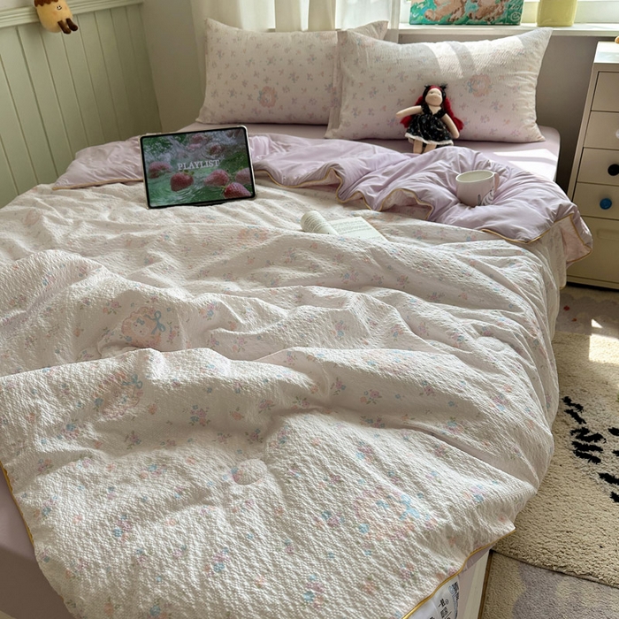 91家纺网 家纺一手货源 找家纺 初念 2026新款泡芙纱单夏被凉糖系列（凉而不冰的触感，清凉与柔软兼得） 凉糖-碎花藏甜