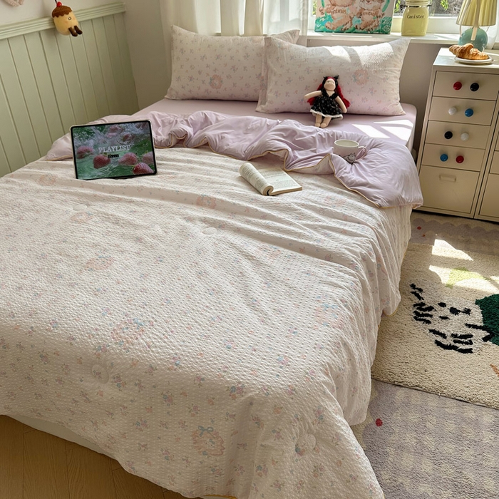 91家纺网 家纺一手货源 找家纺 初念 2026新款泡芙纱单夏被凉糖系列（凉而不冰的触感，清凉与柔软兼得） 凉糖-碎花藏甜