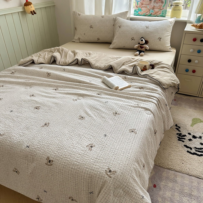 91家纺网 家纺一手货源 找家纺 初念 2026新款泡芙纱单夏被凉糖系列（凉而不冰的触感，清凉与柔软兼得） 凉糖-织纹木马迹