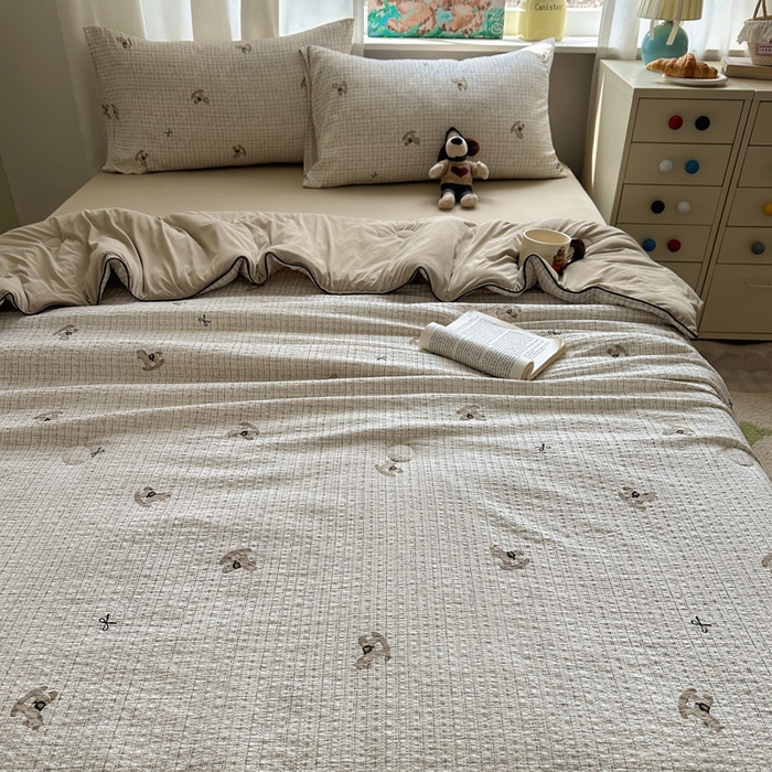 91家纺网 家纺一手货源 找家纺 初念 2026新款泡芙纱单夏被凉糖系列（凉而不冰的触感，清凉与柔软兼得） 凉糖-织纹木马迹