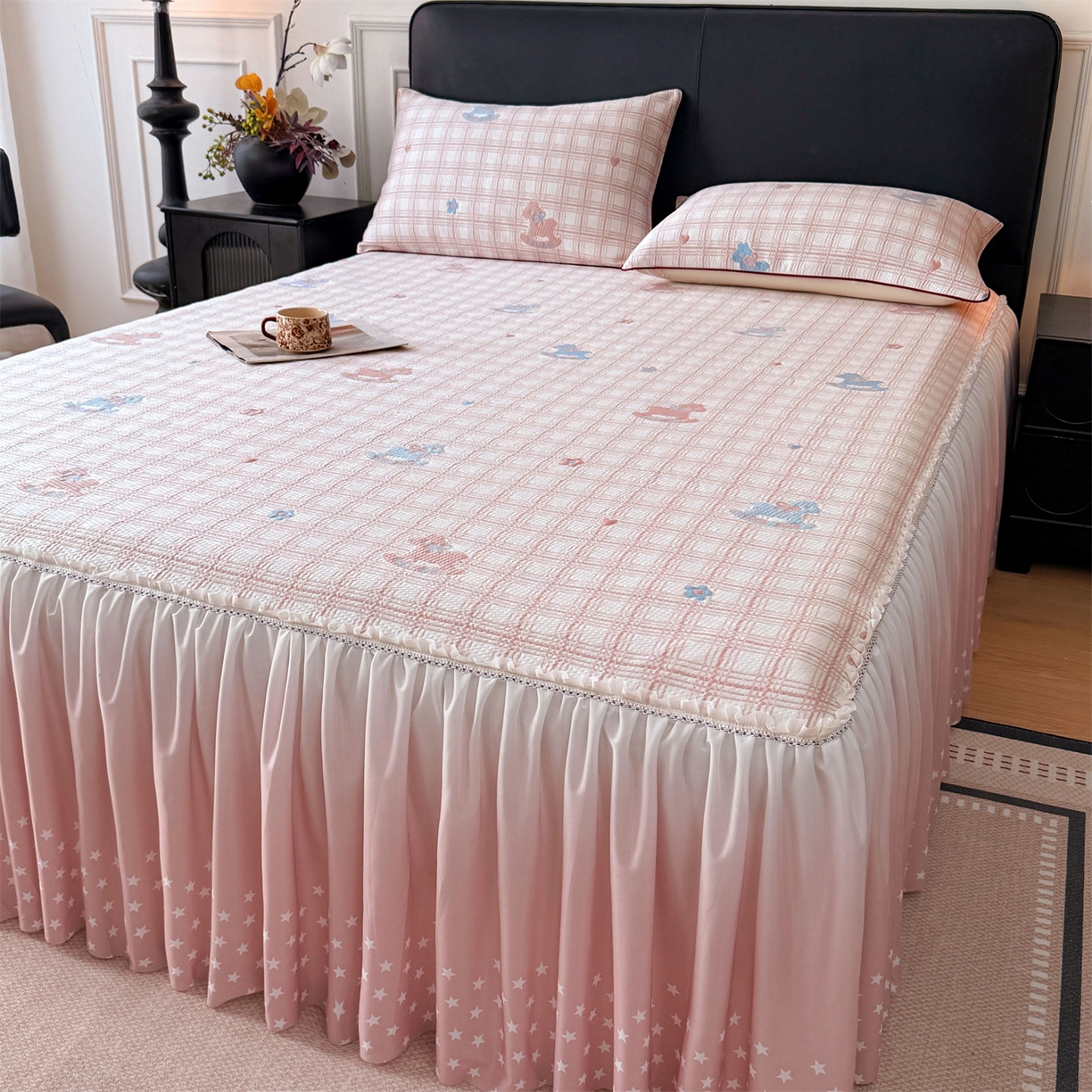 情恒家纺 2026新款卡通摇摇马PE提花床裙席席子凉席三件套 摇摇马-嫩粉