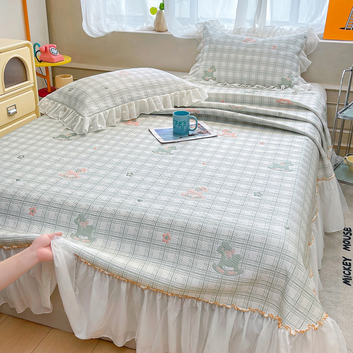 情恒家纺 2026新款PE卡通提花床盖席席子凉席三件套摇摇马 摇摇马-豆绿