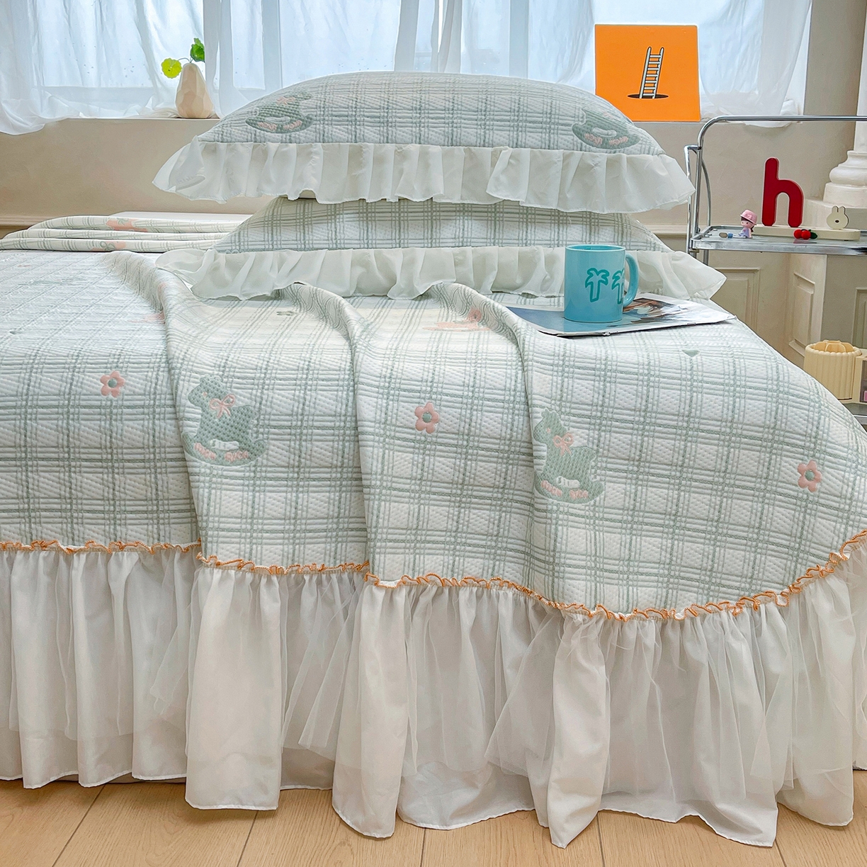 91家纺网 家纺一手货源 找家纺 情恒家纺 2026新款PE卡通提花床盖席席子凉席三件套摇摇马 摇摇马-豆绿