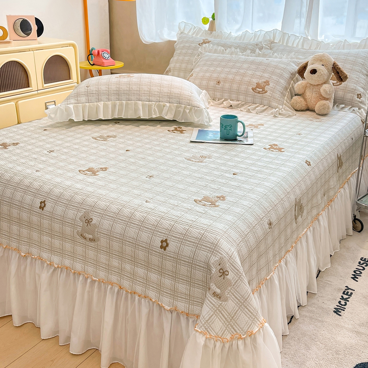 91家纺网 家纺一手货源 找家纺 情恒家纺 2026新款PE卡通提花床盖席席子凉席三件套摇摇马 摇摇马-卡其