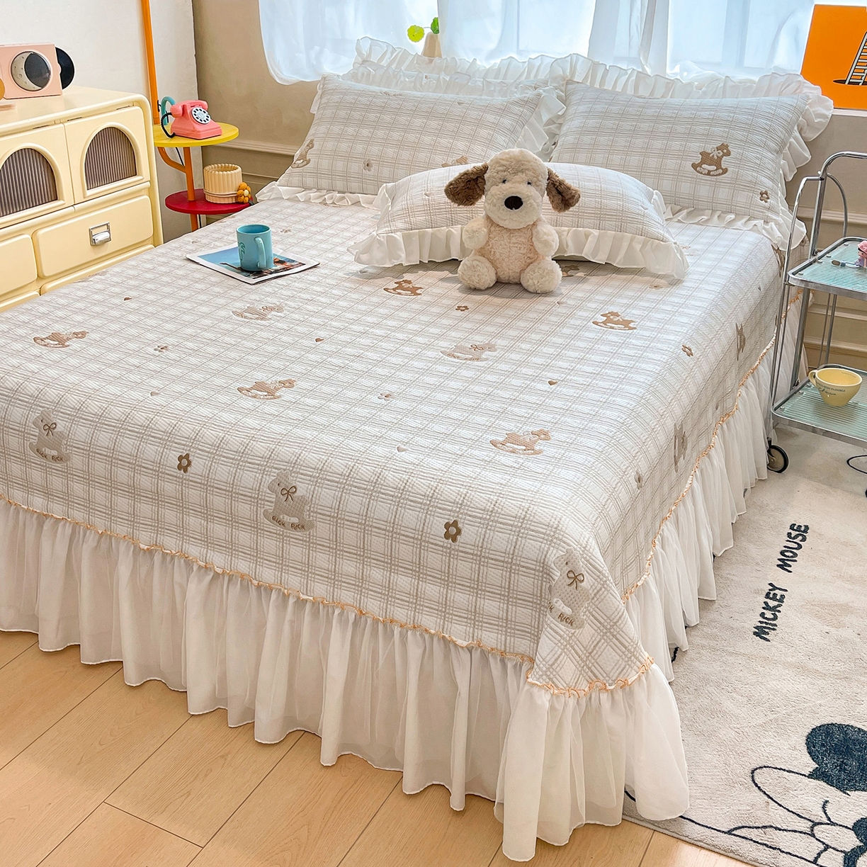 91家纺网 家纺一手货源 找家纺 情恒家纺 2026新款PE卡通提花床盖席席子凉席三件套摇摇马 摇摇马-卡其