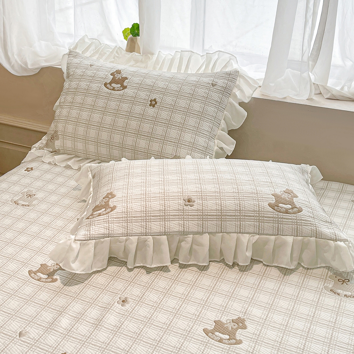 91家纺网 家纺一手货源 找家纺 情恒家纺 2026新款PE卡通提花床盖席席子凉席三件套摇摇马 摇摇马-卡其