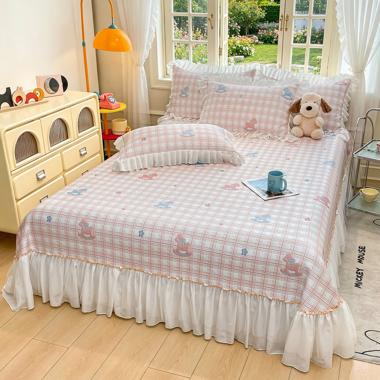 91家纺网 家纺一手货源 找家纺 情恒家纺 2026新款PE卡通提花床盖席席子凉席三件套摇摇马 摇摇马-嫩粉