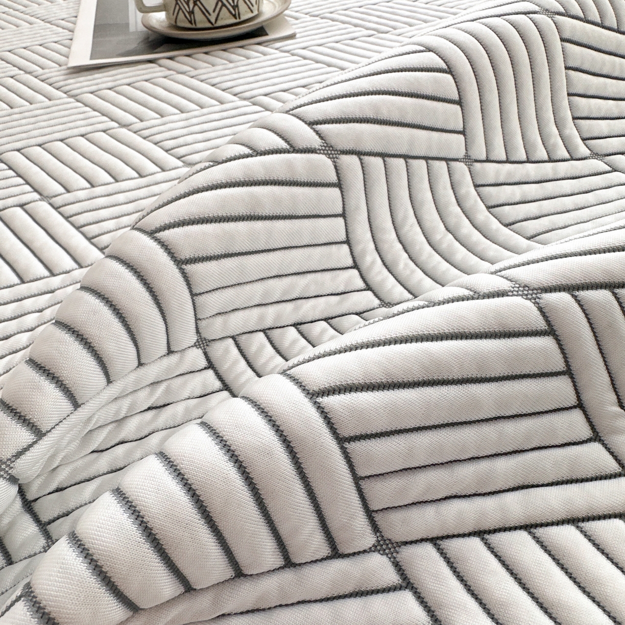 91家纺网 家纺一手货源 找家纺 欧邦 2026新款PE中分子凉豆豆软席包边款外贸凉垫韩国出口可定制 菱形格