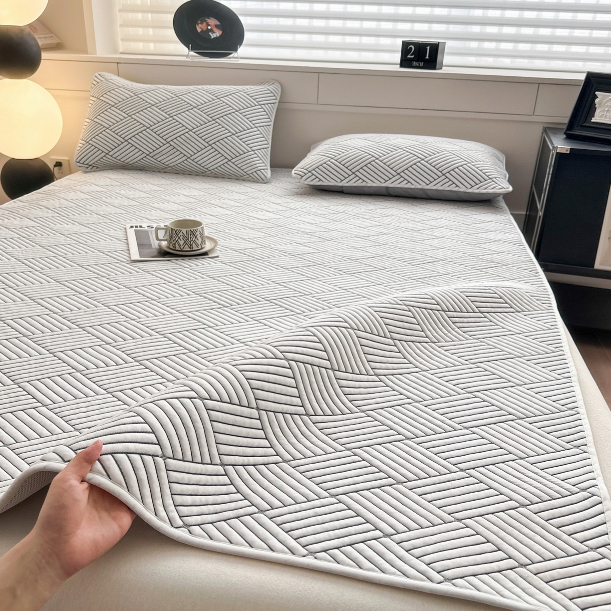 91家纺网 家纺一手货源 找家纺 欧邦 2026新款PE中分子凉豆豆软席包边款外贸凉垫韩国出口可定制 菱形格