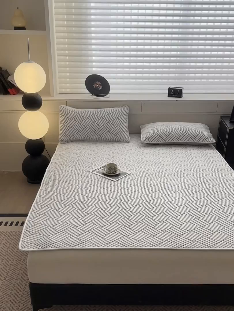 91家纺网 家纺一手货源 找家纺 欧邦 2026新款PE中分子凉豆豆软席包边款外贸凉垫韩国出口可定制 菱形格