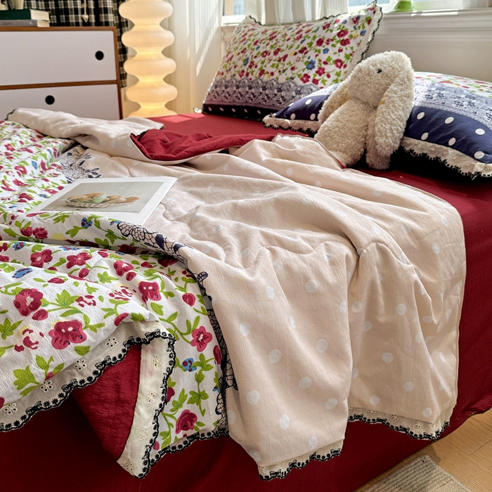 91家纺网 家纺一手货源 找家纺 花伞家居 2026新款蕾丝花边皱皱双层纱夏被四件套含买家秀 夏被-蕾丝碎花