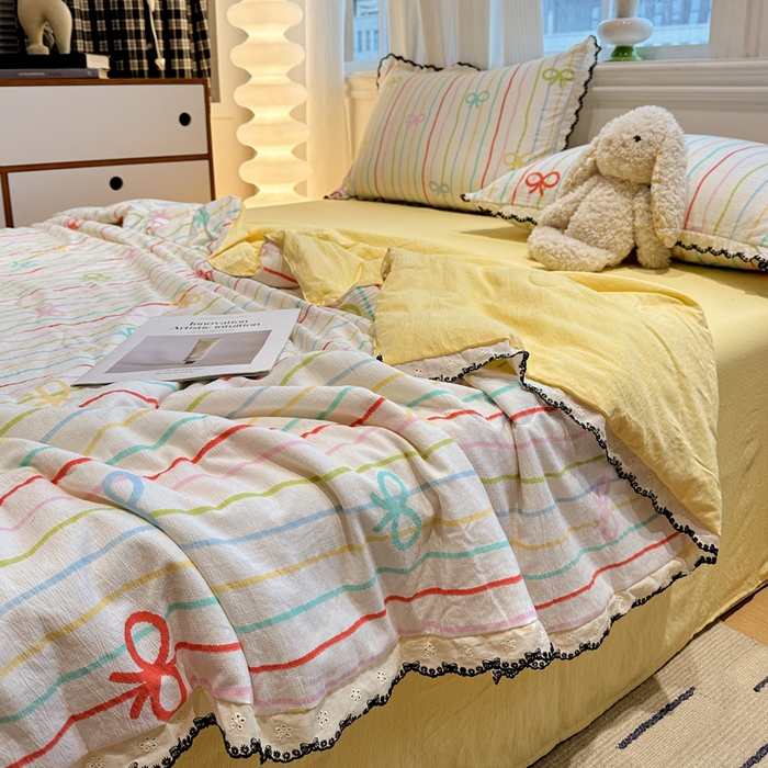 91家纺网 家纺一手货源 找家纺 花伞家居 2026新款蕾丝花边皱皱双层纱夏被四件套含买家秀 夏被-彩色可爱