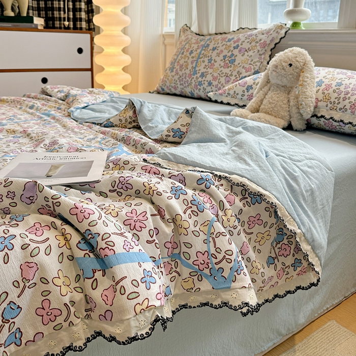 91家纺网 家纺一手货源 找家纺 花伞家居 2026新款蕾丝花边皱皱双层纱夏被四件套含买家秀 夏被-美丽花园