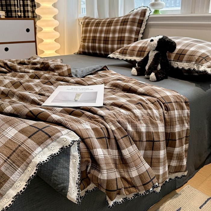 91家纺网 家纺一手货源 找家纺 花伞家居 2026新款蕾丝花边皱皱双层纱夏被四件套含买家秀 夏被-中古森系