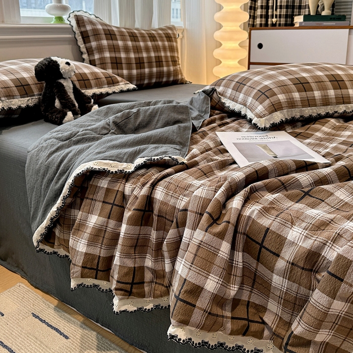 91家纺网 家纺一手货源 找家纺 花伞家居 2026新款蕾丝花边皱皱双层纱夏被四件套含买家秀 夏被-中古森系