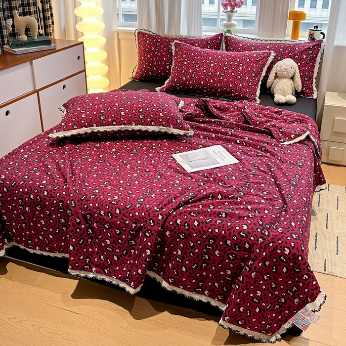 91家纺网 家纺一手货源 找家纺 花伞家居 2026新款蕾丝花边皱皱双层纱夏被四件套含买家秀 夏被-热情豹纹