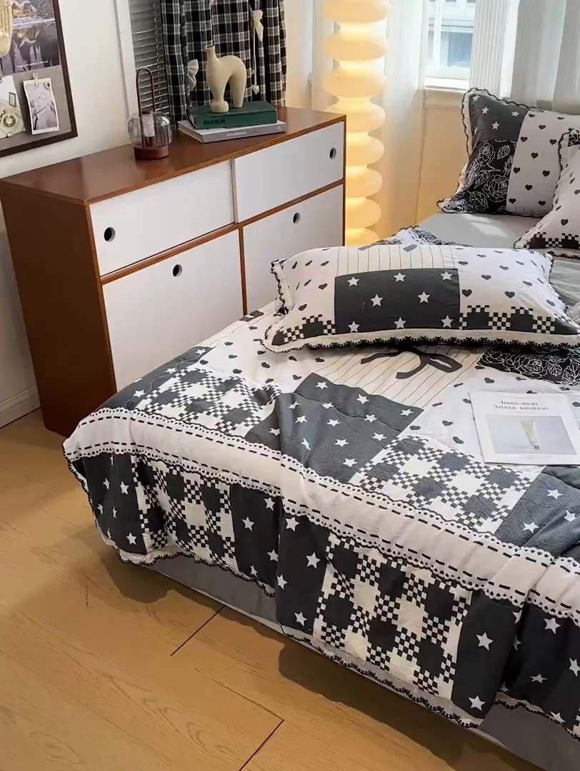 91家纺网 家纺一手货源 找家纺 花伞家居 2026新款蕾丝花边皱皱双层纱夏被四件套含买家秀 夏被-维壹