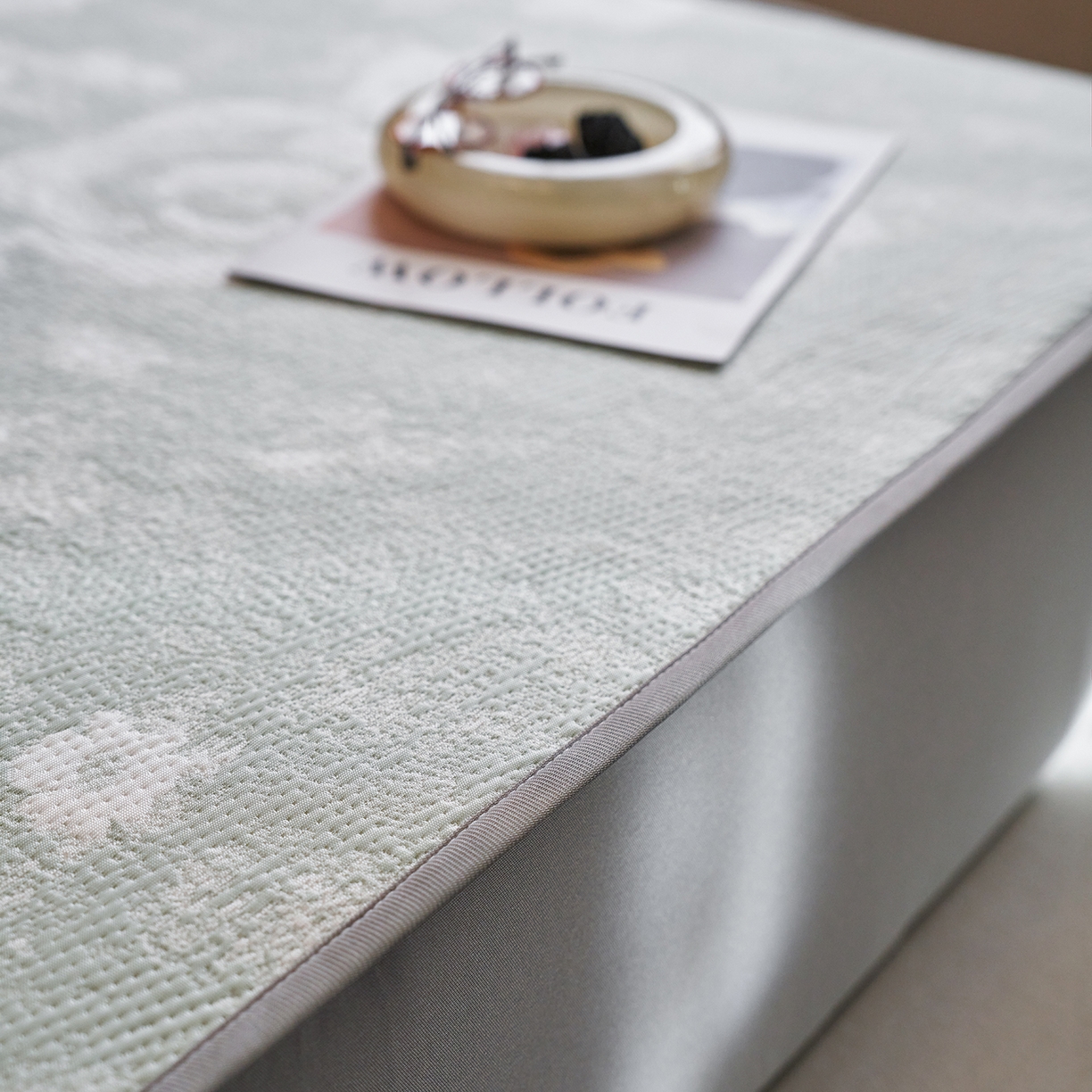 91家纺网 家纺一手货源 找家纺 （总）千朵森 2026新款花卉系列冰感提花款凉席三件套