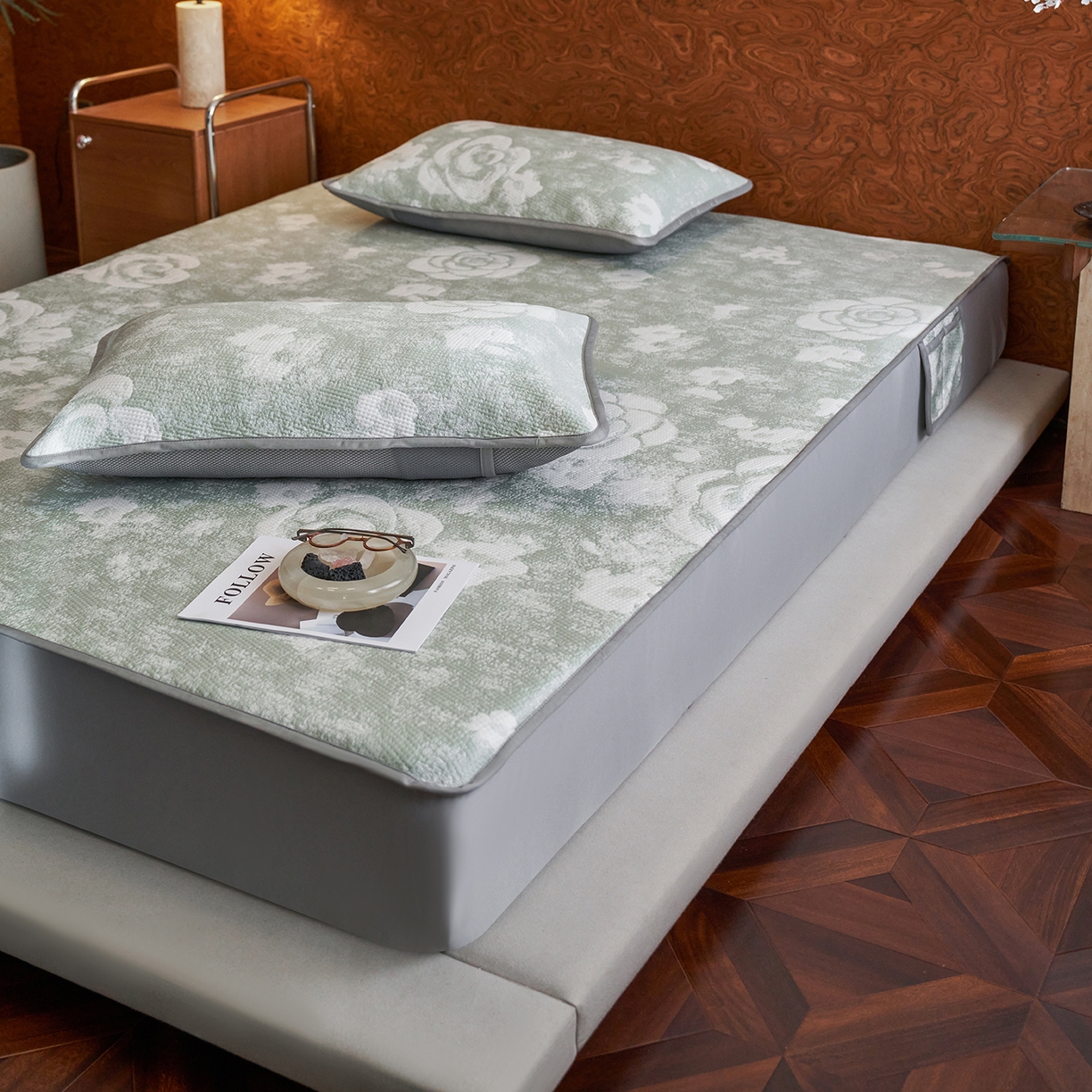 91家纺网 家纺一手货源 找家纺 千朵森 2026新款花卉系列冰感提花款凉席三件套 青萝屿